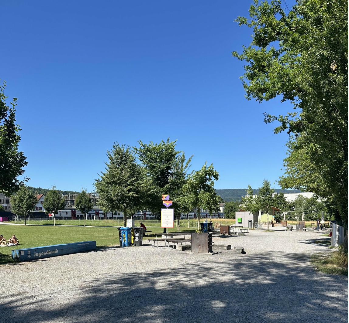 Glanzenberg exit BBQ area Limmat float Zurich Smile Swim